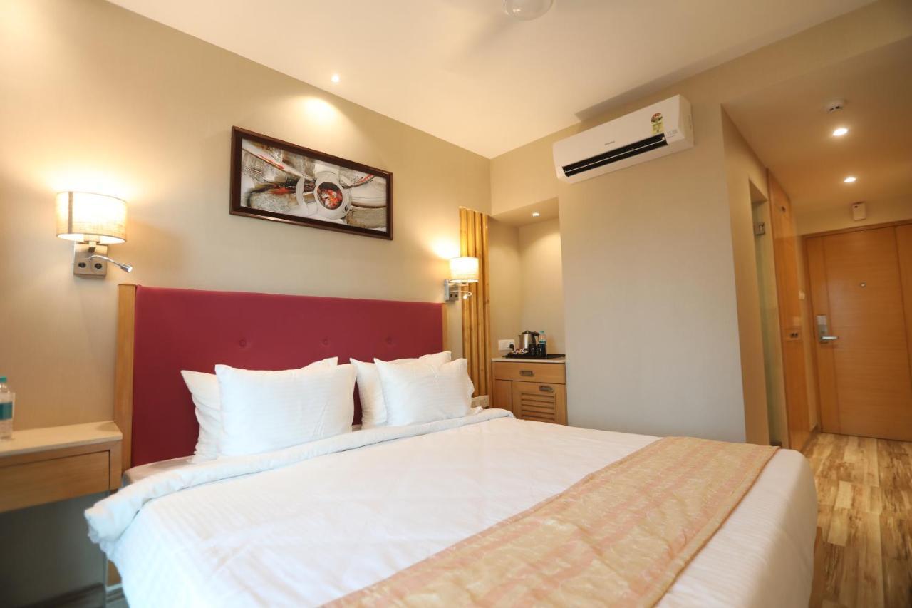 Hotel Cliffton Мумбаи Экстерьер фото