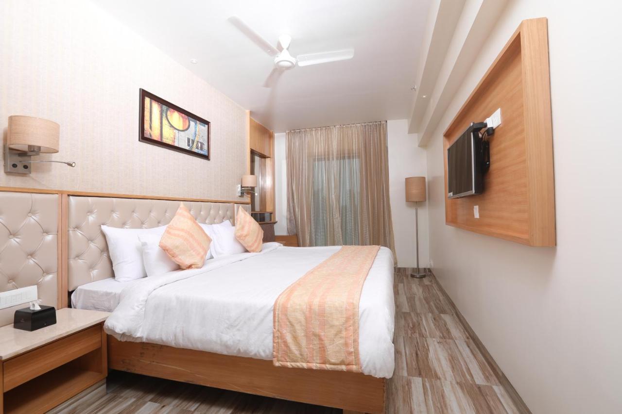 Hotel Cliffton Мумбаи Экстерьер фото