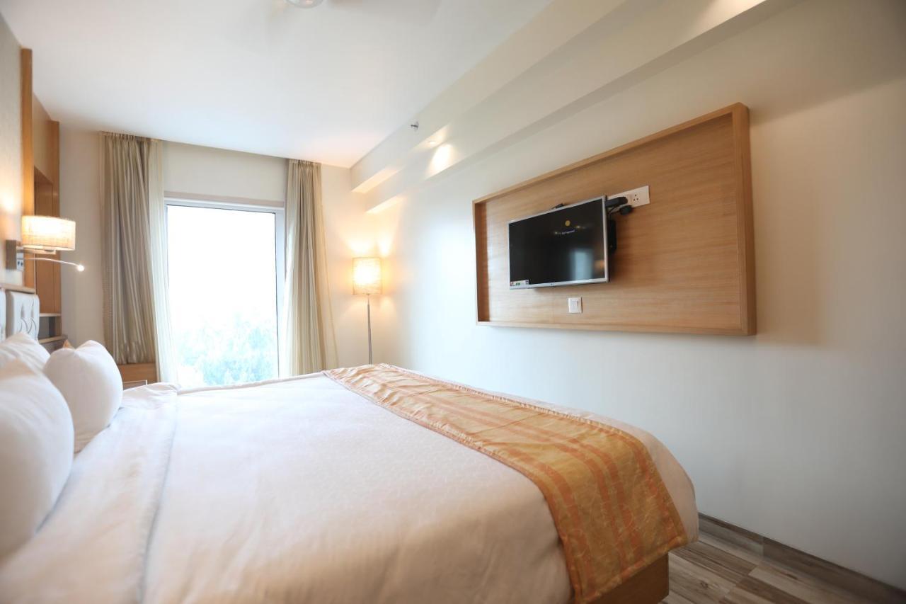 Hotel Cliffton Мумбаи Экстерьер фото