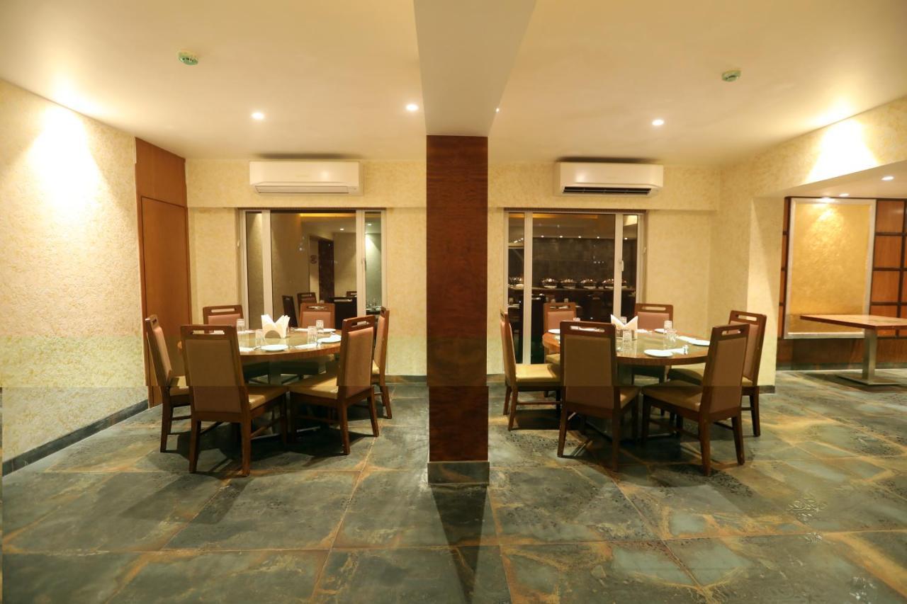 Hotel Cliffton Мумбаи Экстерьер фото
